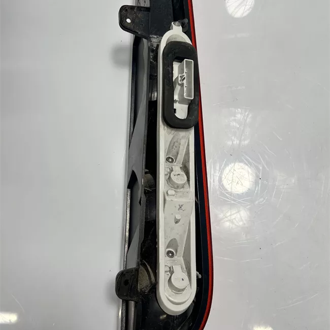 Fanale posteriore sinistro