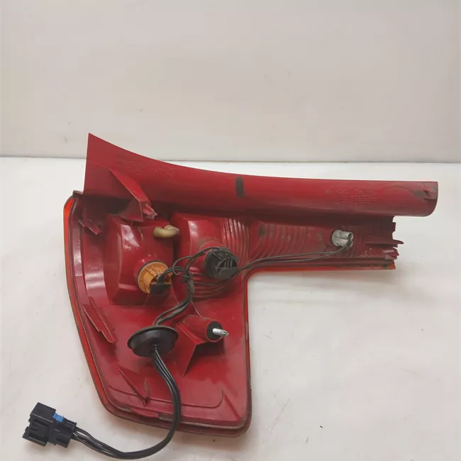 Fanale posteriore sinistro