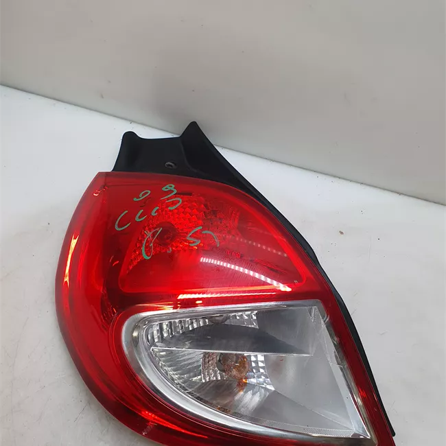 Fanale posteriore sinistro