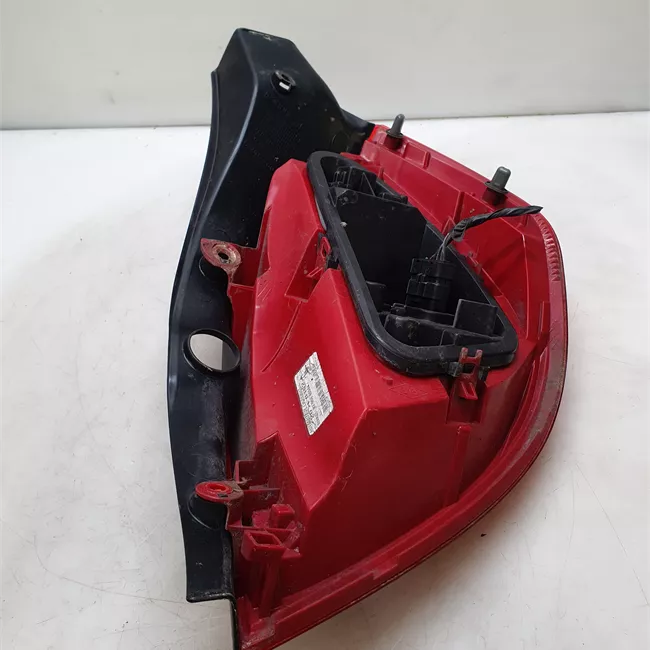 Fanale posteriore sinistro