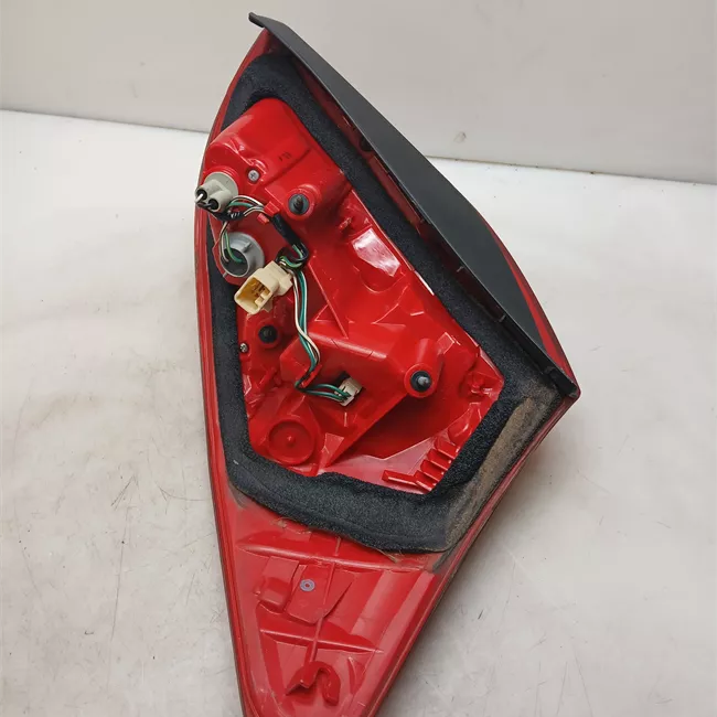 Fanale posteriore sinistro