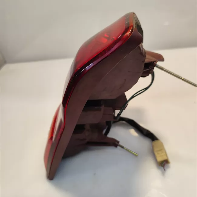 Fanale posteriore sinistro