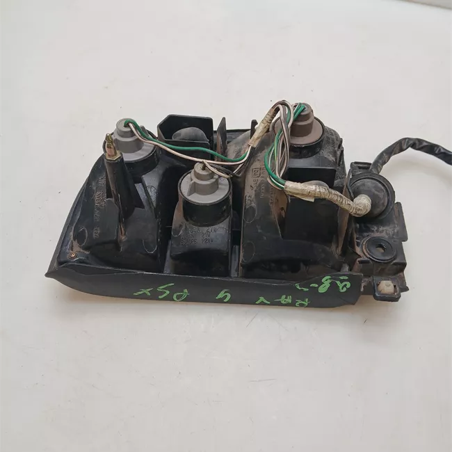 Fanale posteriore sinistro