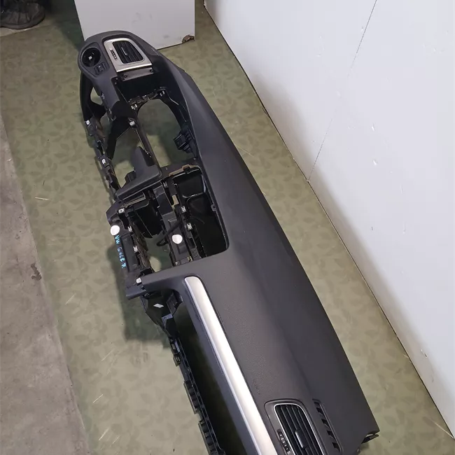 Cruscotto nero titanio