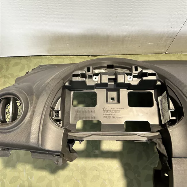 Cruscotto con personalizzazione tipo A03