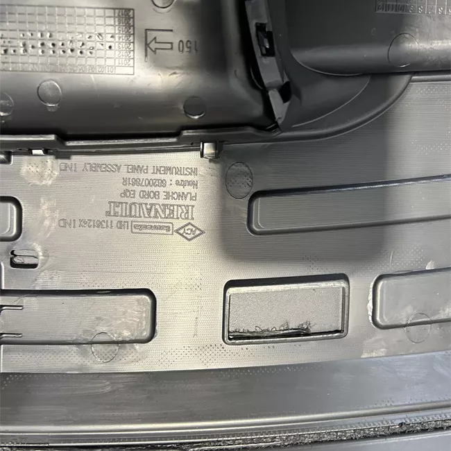 Cruscotto con personalizzazione tipo A03