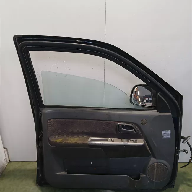 Porta anteriore sinistra con sede modanatura