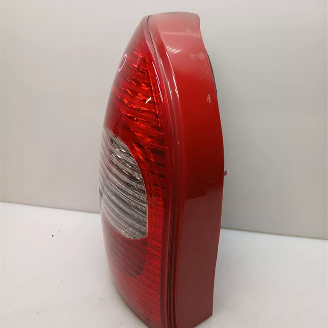 Fanale posteriore sinistro