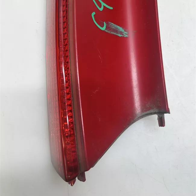 Fanale posteriore parte superiore sinistro