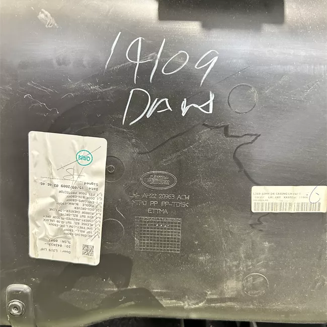 Pannello interno porta anteriore sinistro