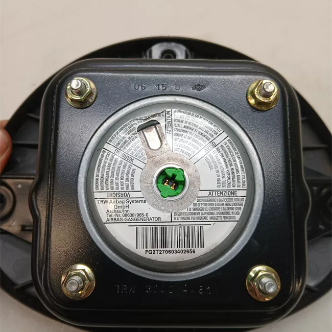 Dispositivo airbag lato guida