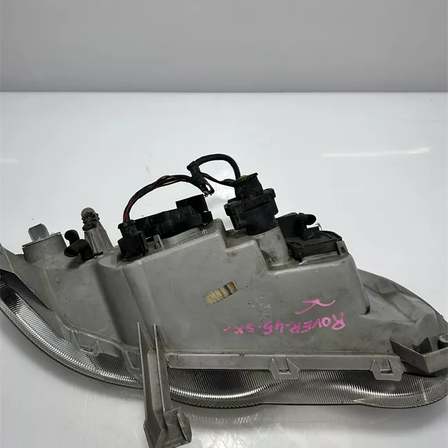 Proiettore con regolatore altezza sinistro