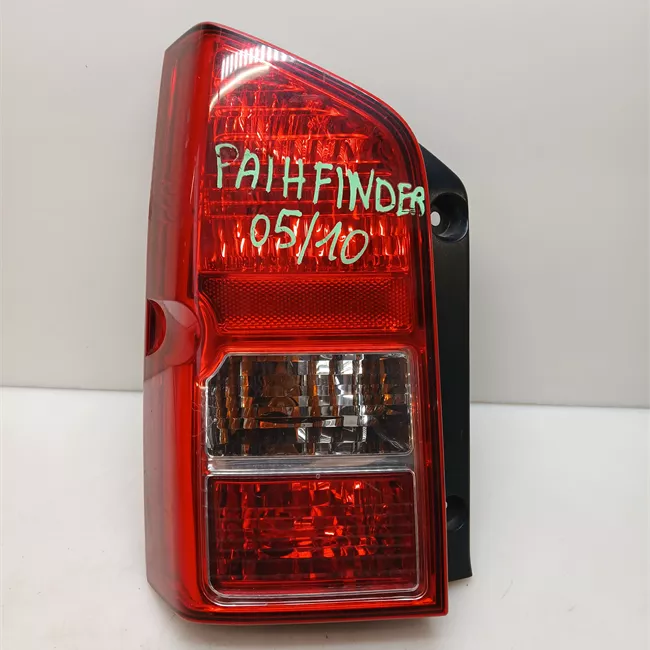 Fanale posteriore sinistro