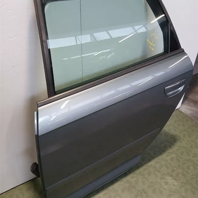 Porta posteriore sinistra