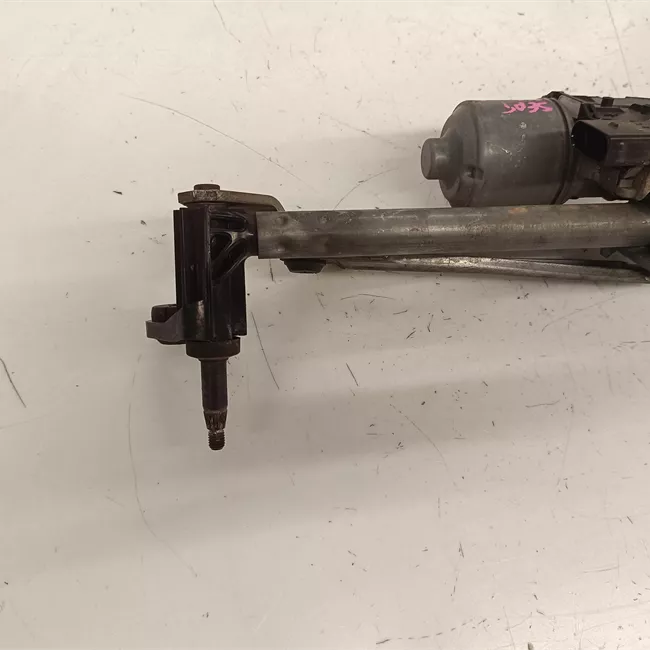 Meccanismo tergiparabrezza con motorino