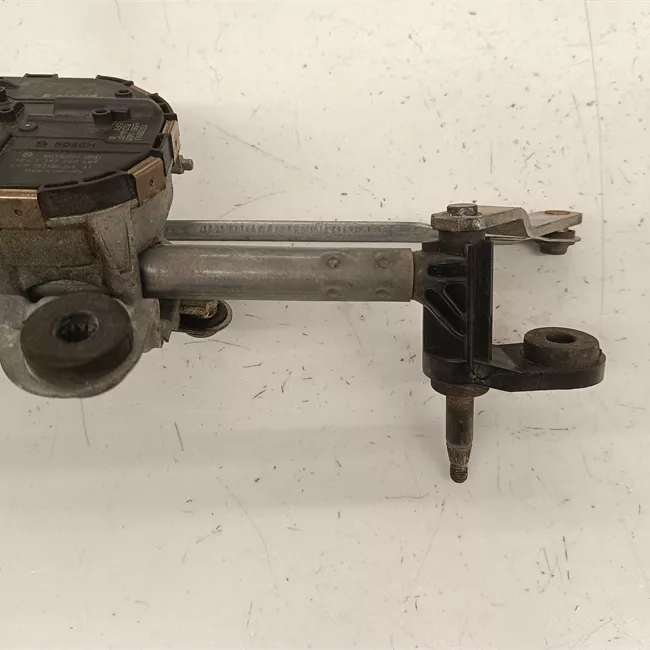 Meccanismo tergiparabrezza con motorino