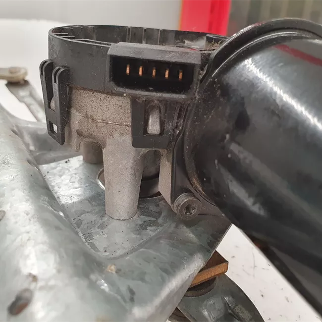 Motorino tergiparabrezza