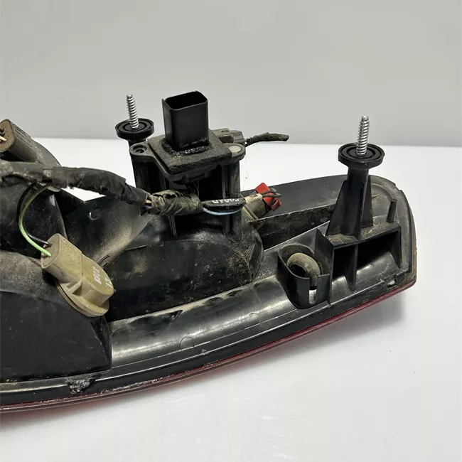 Fanale posteriore sinistro