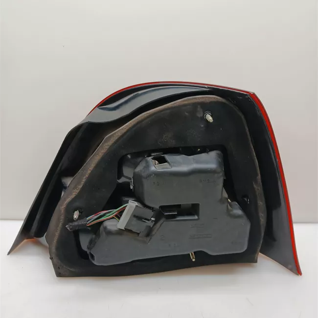 Fanale posteriore sinistro