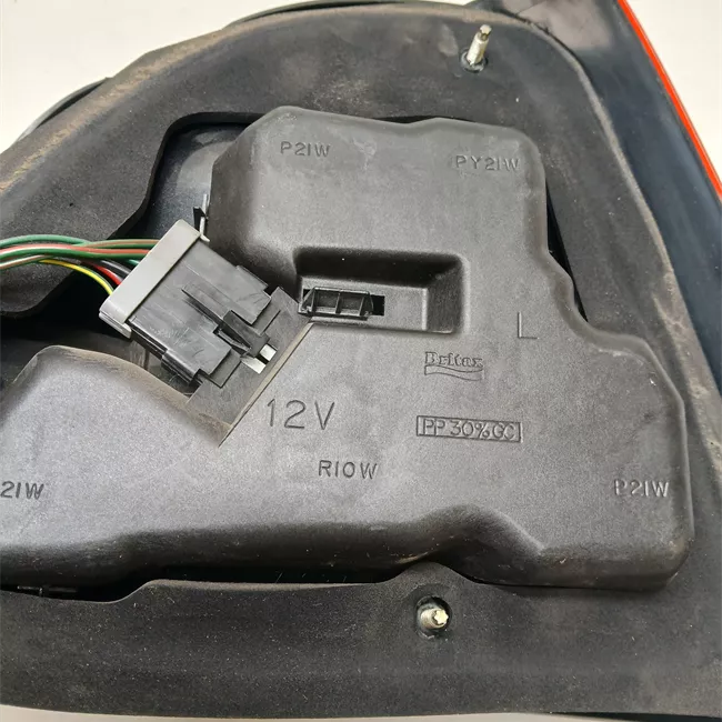 Fanale posteriore sinistro