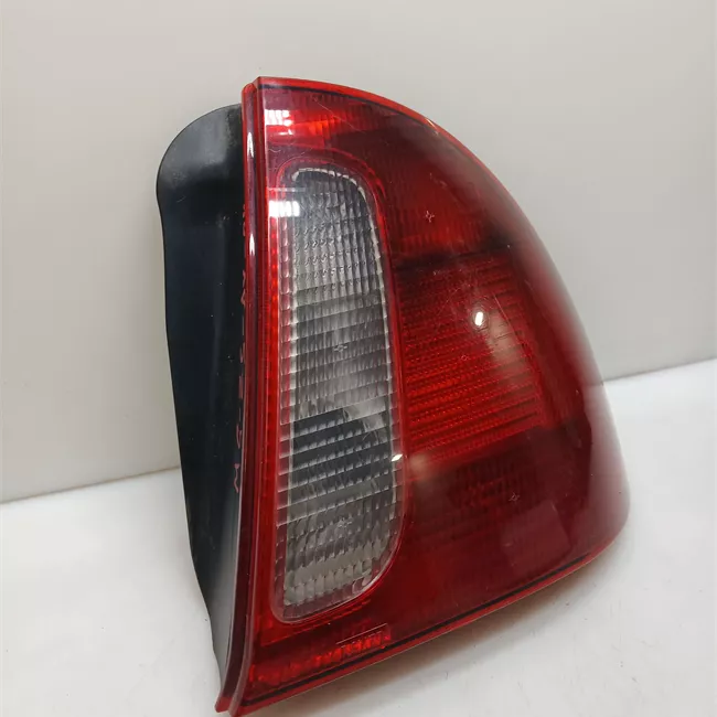 Fanale posteriore destro