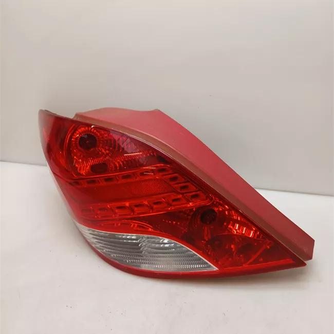 Fanale posteriore sinistro