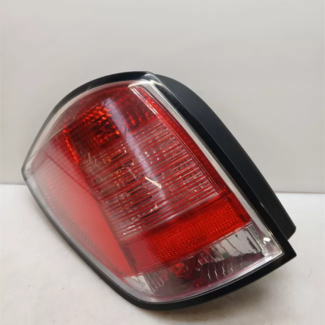 Fanale posteriore sinistro