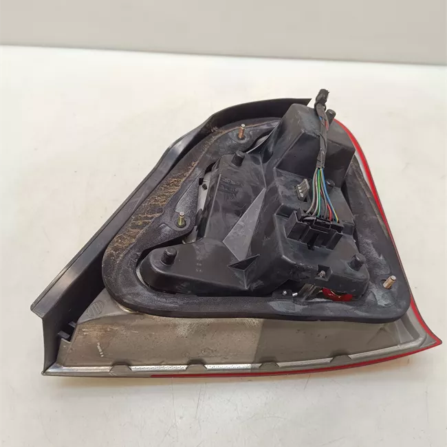 Fanale posteriore sinistro