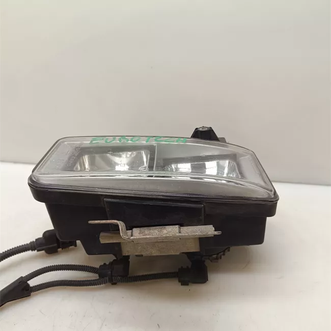 Proiettore fendinebbia sinistro