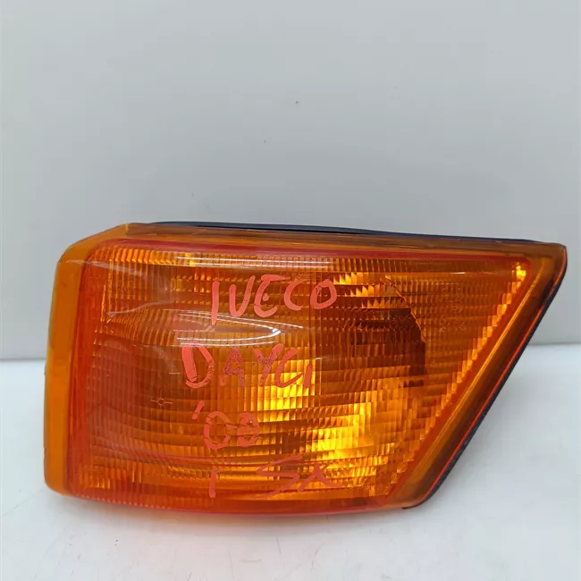 Fanalino anteriore sinistro