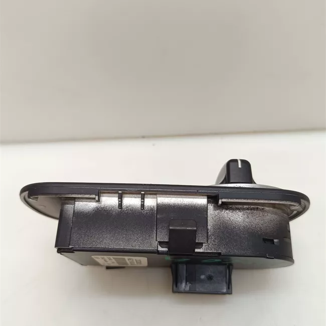 Interruttore blocco comando luci