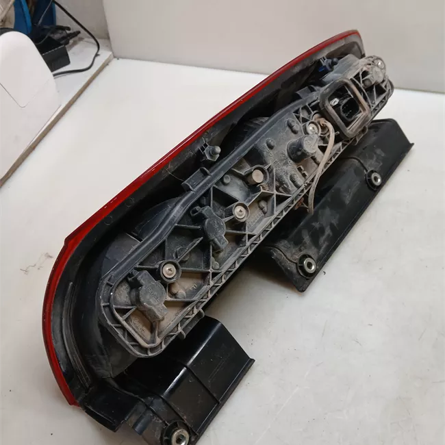 Fanale posteriore destro portello posteriore