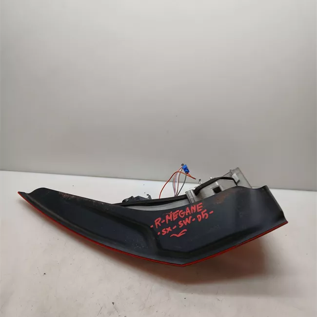 Fanale posteriore sinistro EPACKP-EBAS0