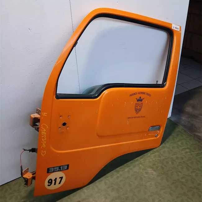 Porta anteriore sinistra