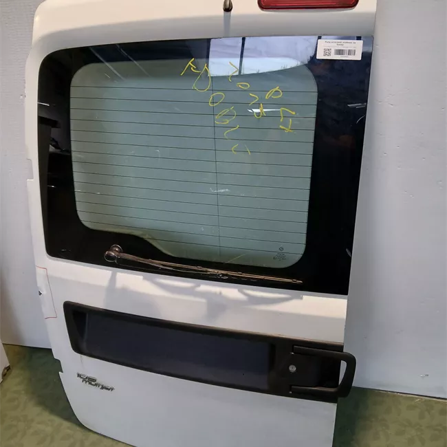 Porta carico posteriore a battente sinistra Vetrata
