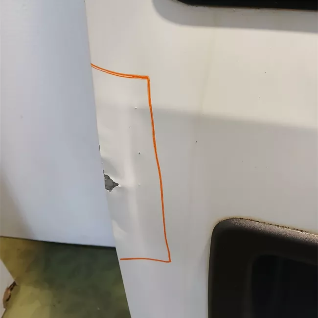 Porta carico posteriore a battente sinistra Vetrata