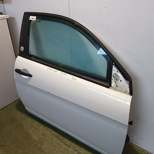 Porta anteriore destra