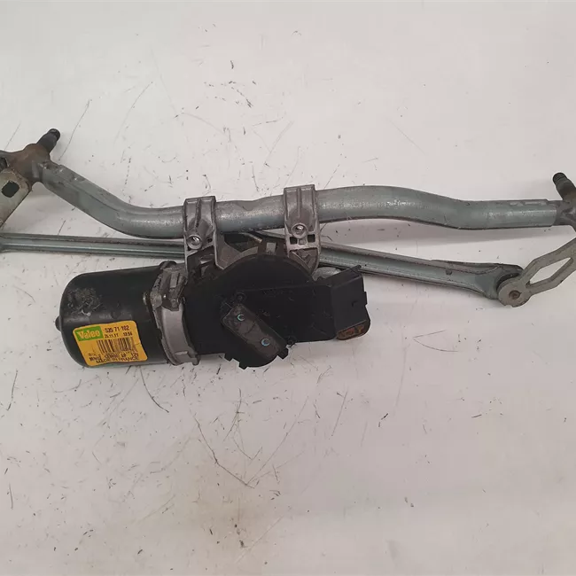 Meccanismo tergiparabrezza con motorino