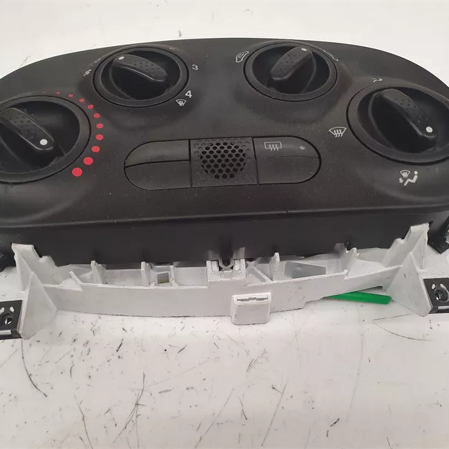 Blocco comando climatizzazione con aria condizionata nero