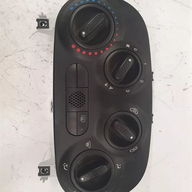 Blocco comando climatizzazione con aria condizionata nero