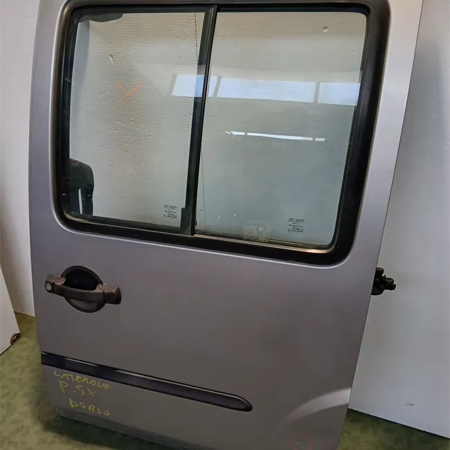 Porta posteriore sinistra