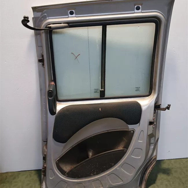 Porta posteriore destra