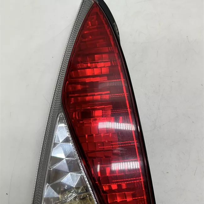 Fanale posteriore sinistro