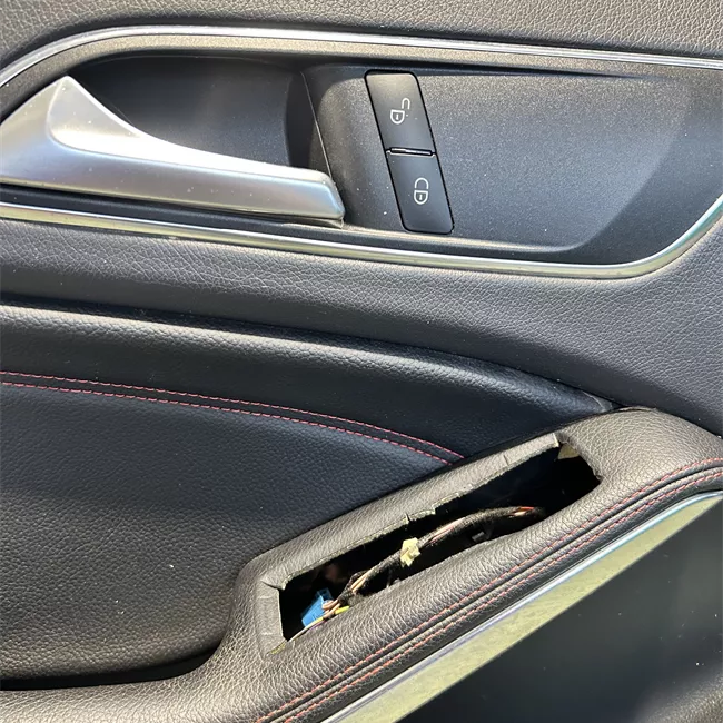 Pannello interno porta anteriore sinistro Tessuto/Pelle/Similpelle nero