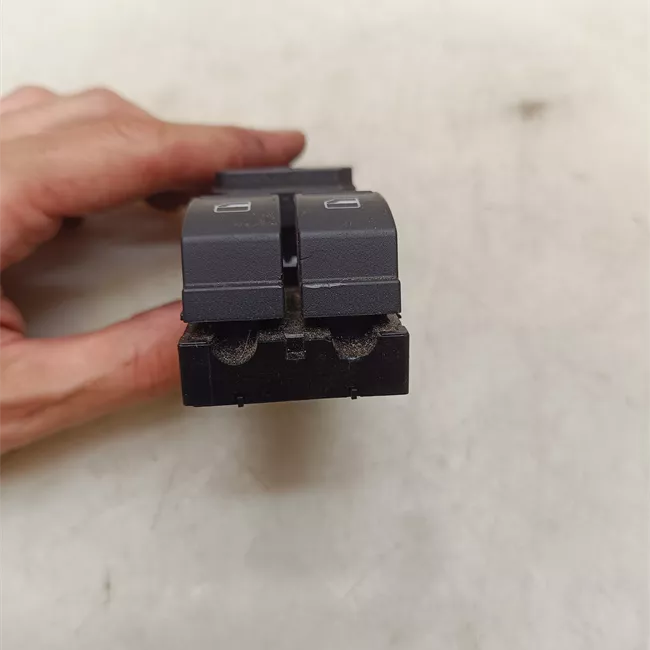 Interruttore alzacristalli porta anteriore nero/bianco