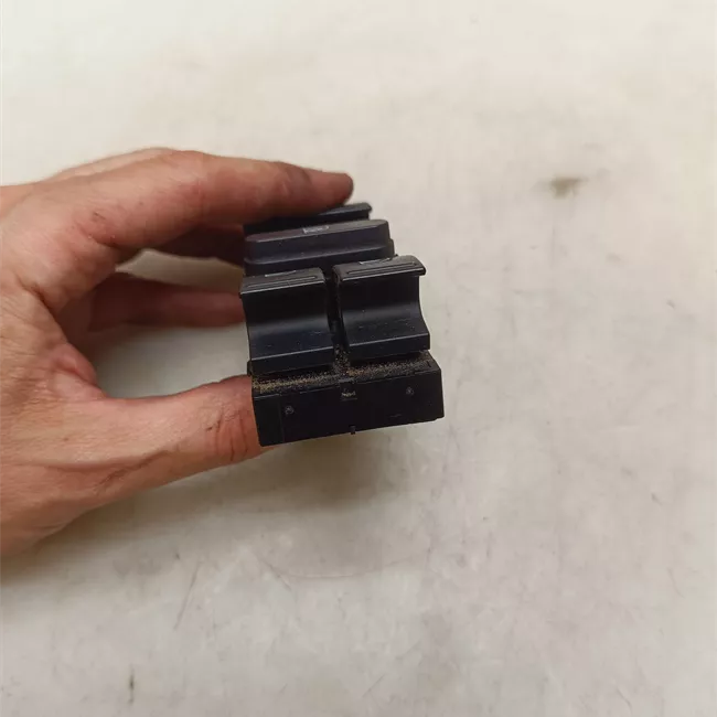 Interruttore alzacristalli porta anteriore nero/bianco