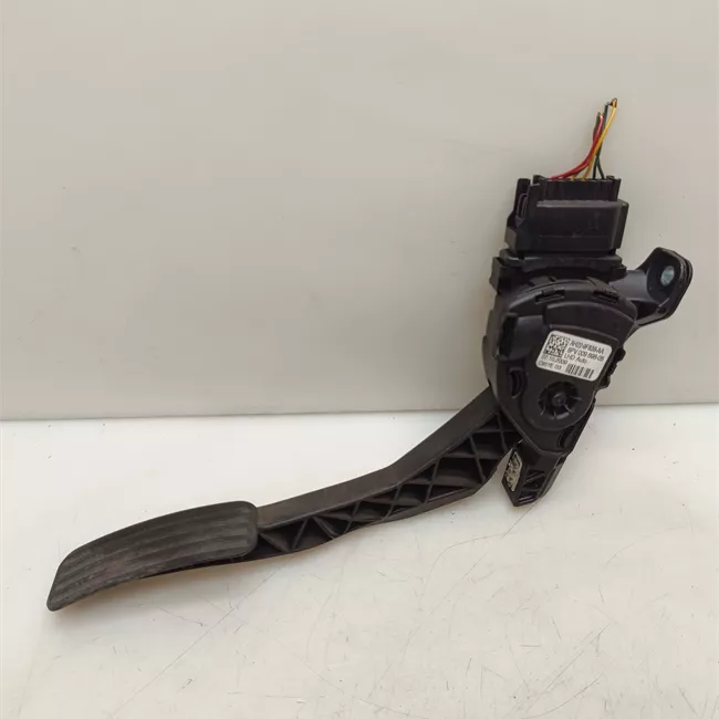 Pedale acceleratore atm