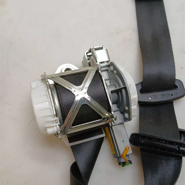 Cintura di sicurezza anteriore destra