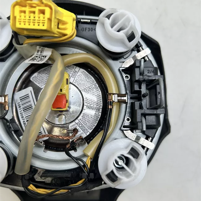 Dispositivo airbag lato guida TRW volalnte multifunzione nero titanio