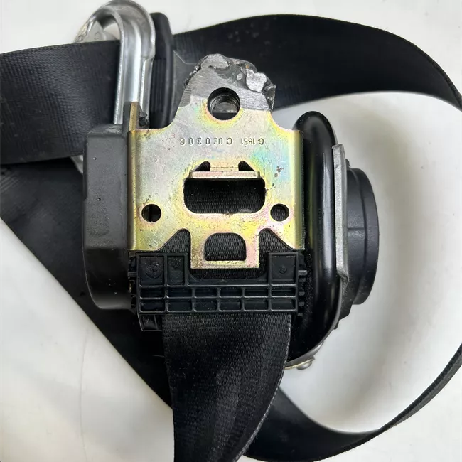 Cintura di sicurezza anteriore sinistra